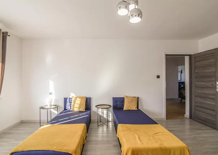 Gorgeous In Apartmán Lubiatowo (Pomerania)